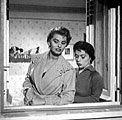 Sophia Loren e Franca Valeri in "Il segno di Venere" di Dino Risi (1955)