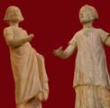figurine in terracotta di attori greci, II sec. a.C., Museo del Louvre, Parigi