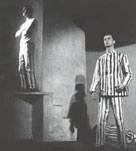 Paoli Poli (a destra) in ''Alta sorveglianza'' di Jean Genet, messo in scena da Aldo Trionfo alla Borsa di Arlecchino