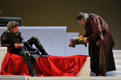 Roberto Sturno e Marco Blanchi in una scena