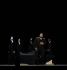 Un momento dello spettacolo visto il 3 dicembre 2024 al Teatro dell'Opera di Roma
